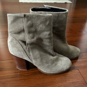 Sole Society women’s boots - Size 10